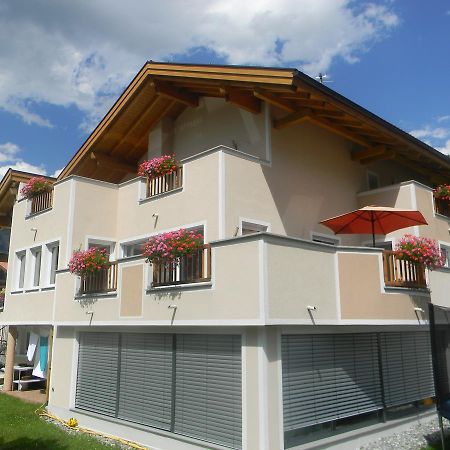 Haus Zentner Hotell Nauders Exteriör bild