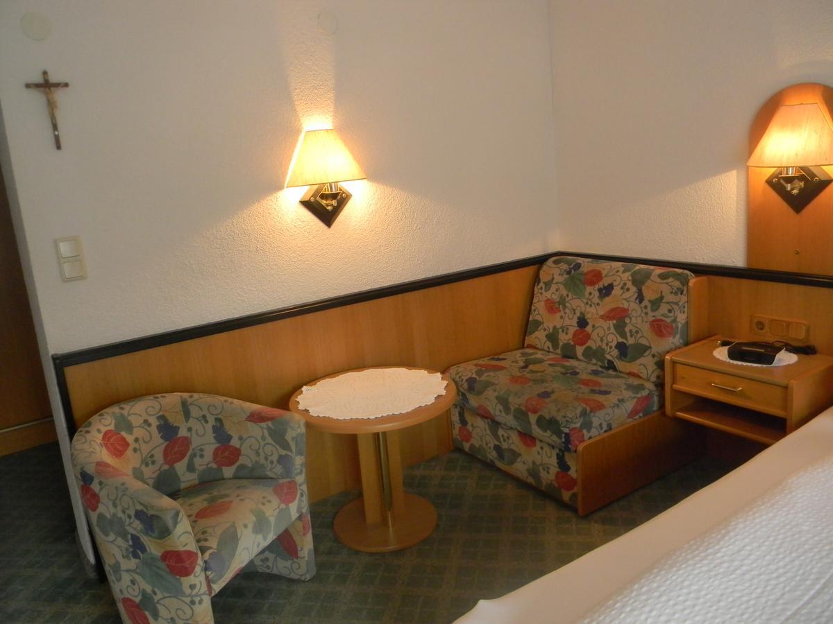 Haus Zentner Hotell Nauders Exteriör bild