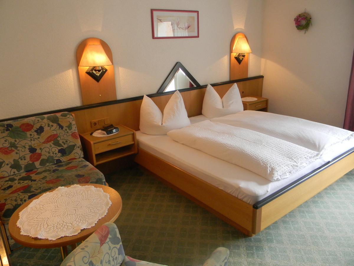 Haus Zentner Hotell Nauders Exteriör bild
