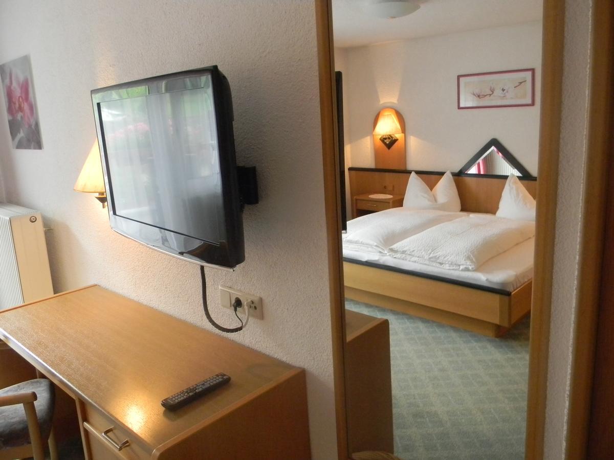 Haus Zentner Hotell Nauders Exteriör bild