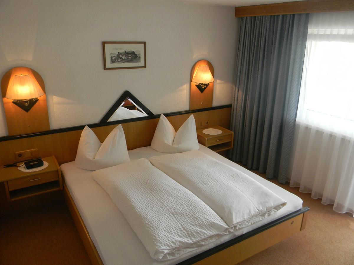 Haus Zentner Hotell Nauders Exteriör bild